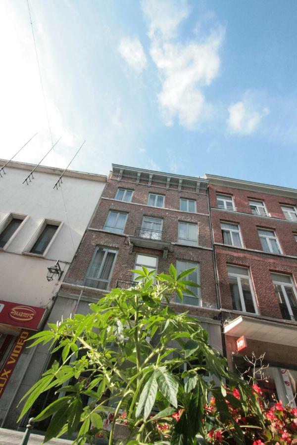 Amosa Liege City Centre Apart Regence 10 Exterior foto